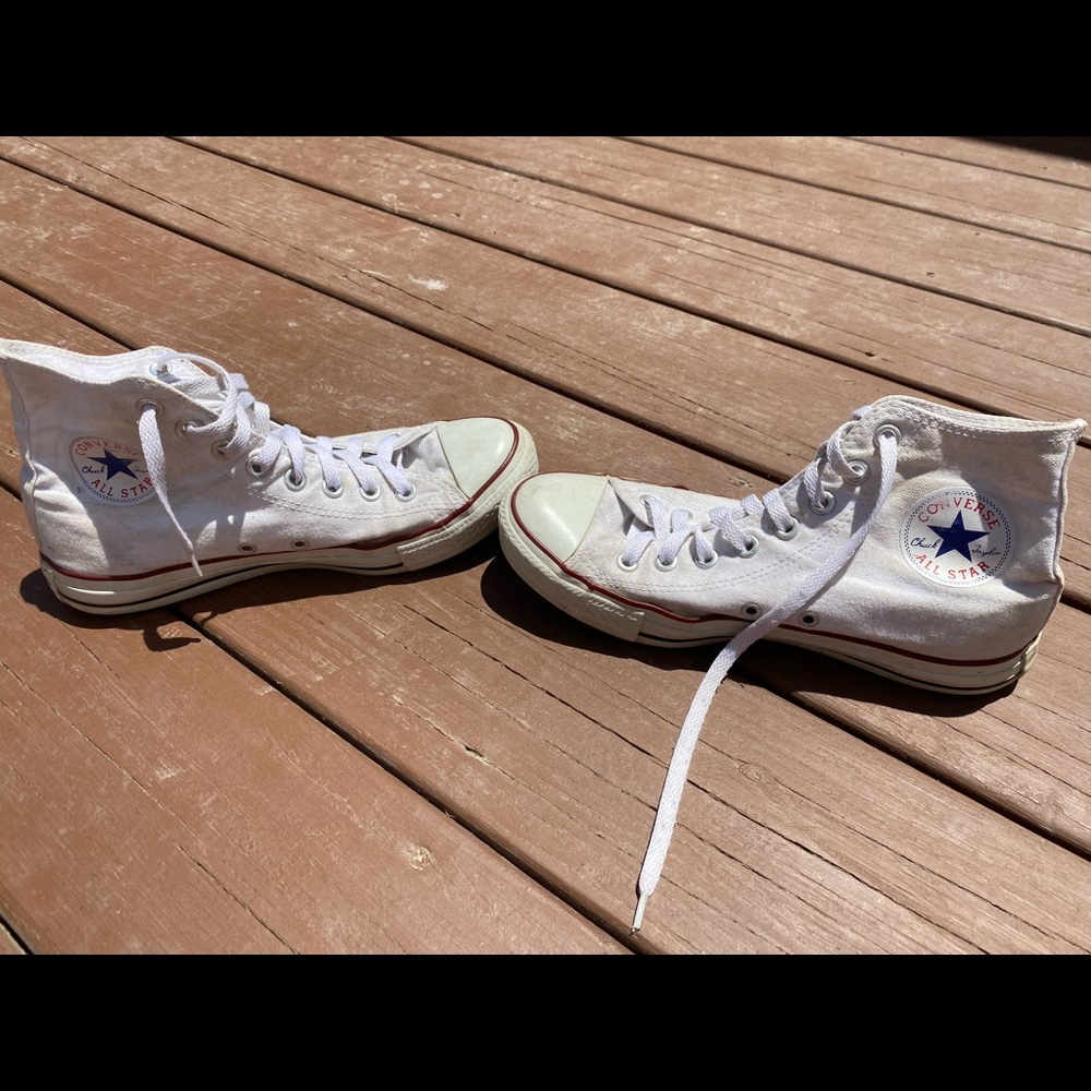 White converse